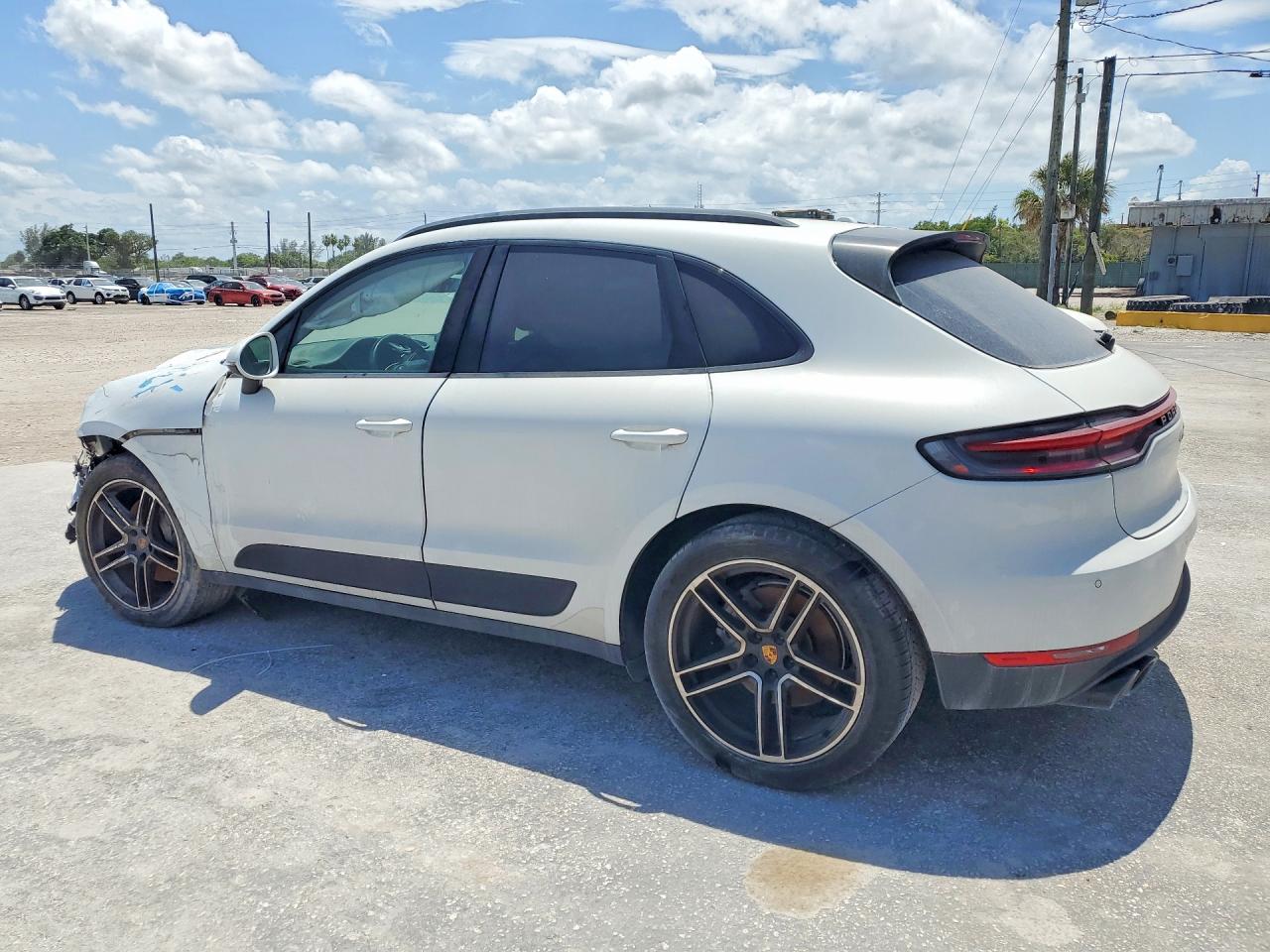 2019 PORSCHE MACAN S