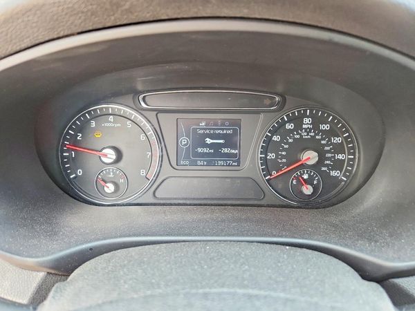 2016 KIA SORENTO L / LX
