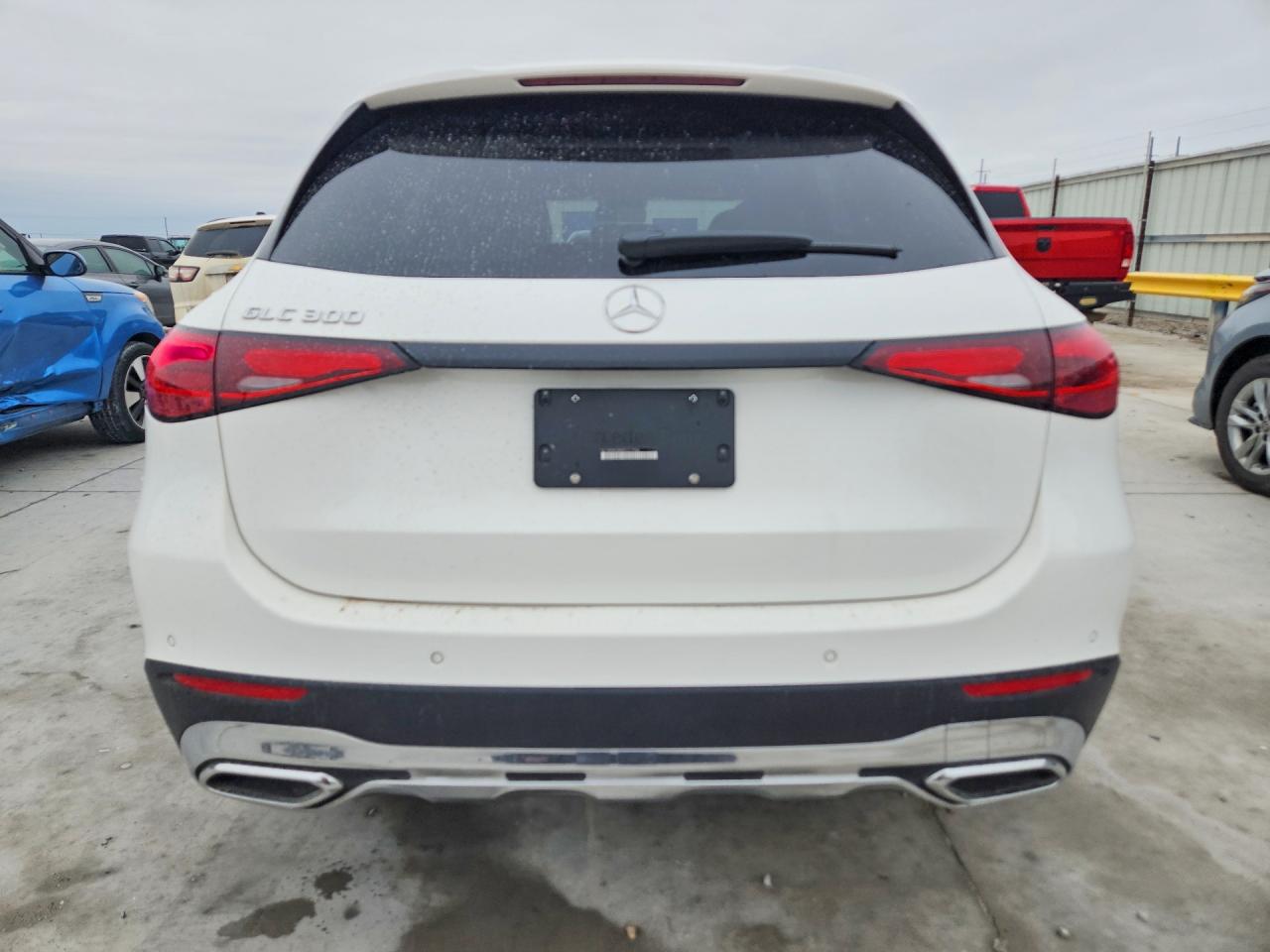 2025 MERCEDES-BENZ GLC GLC300