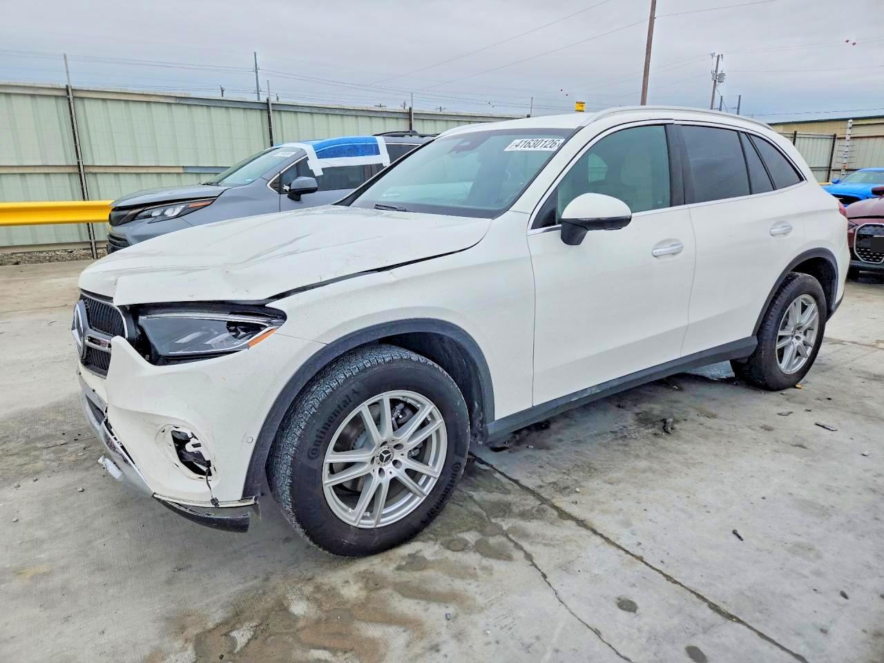 2025 MERCEDES-BENZ GLC GLC300