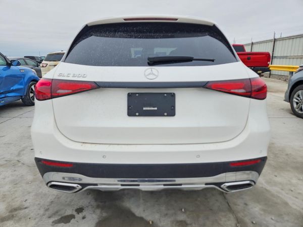 2025 MERCEDES-BENZ GLC GLC300