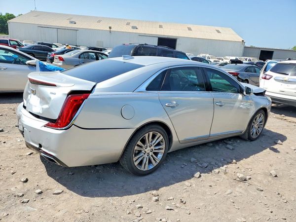 2019 CADILLAC XTS Luxury