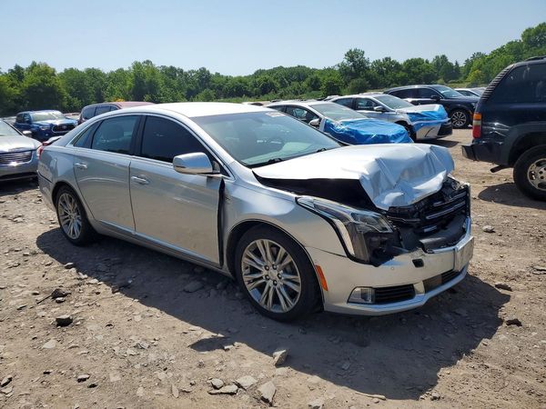 2019 CADILLAC XTS Luxury