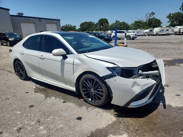 2021 TOYOTA CAMRY