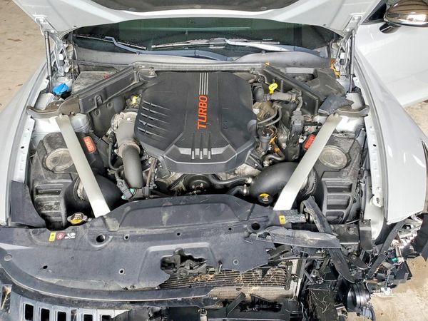 2019 KIA STINGER