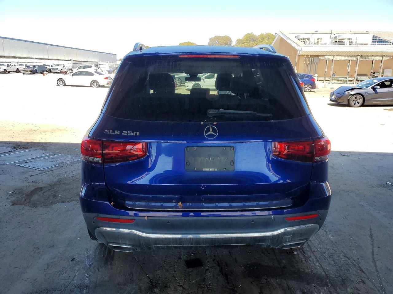 2021 MERCEDES-BENZ GLB GLB250