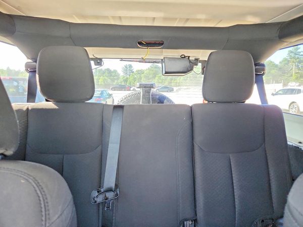 2015 JEEP WRANGLER UNLIMITED SPORT 4X4