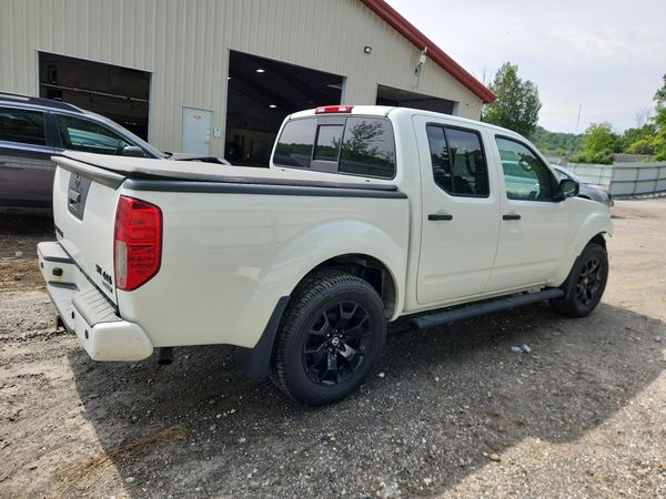 2020 NISSAN FRONTIER
