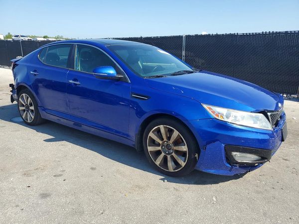 2013 KIA OPTIMA SX
