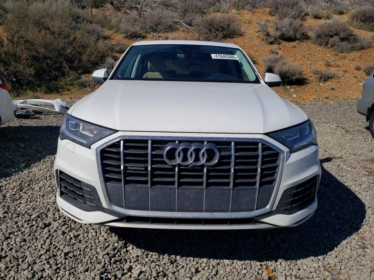 2020 AUDI Q7 quattro Premium Plus