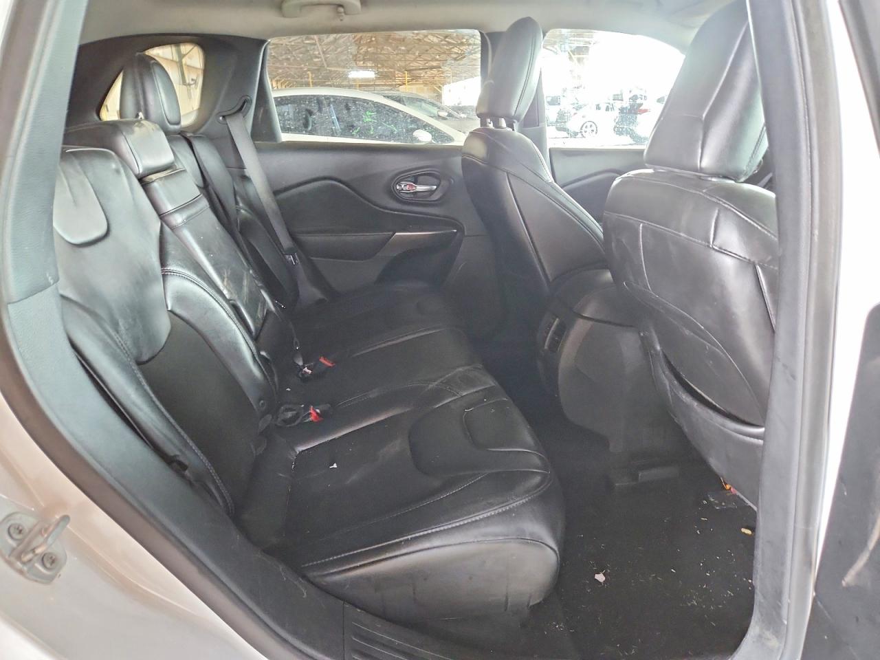 2019 JEEP CHEROKEE LATITUDE PLUS FWD