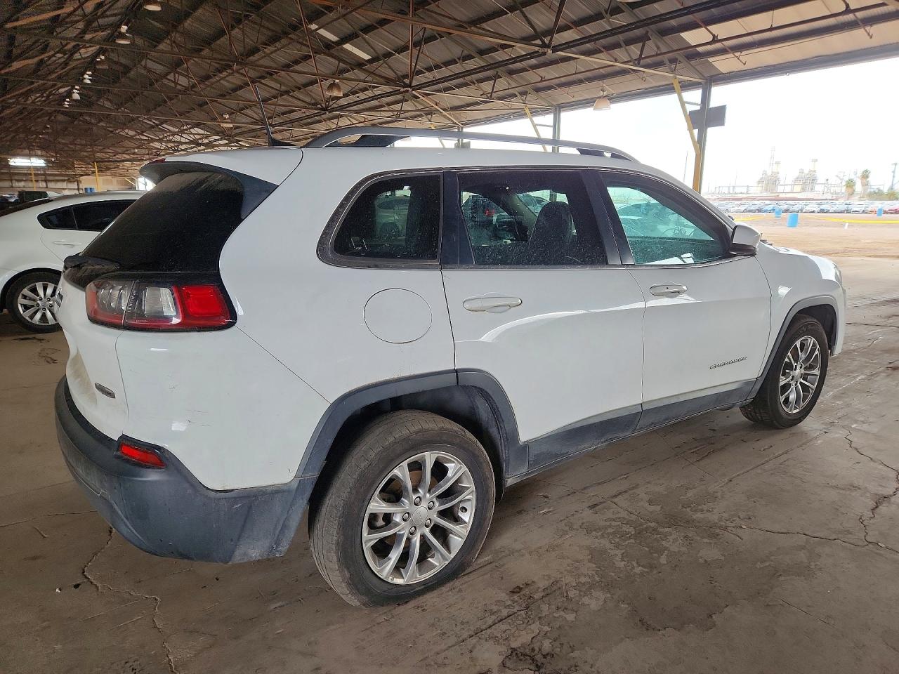 2019 JEEP CHEROKEE LATITUDE PLUS FWD