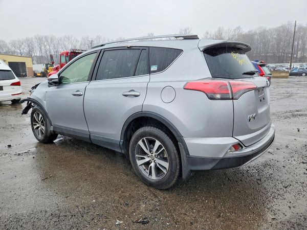 2018 TOYOTA RAV4 Adventure/XLE