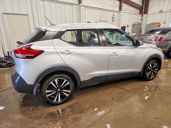 2020 NISSAN KICKS