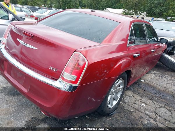 2012 CHRYSLER 300 Base/Limited — I4