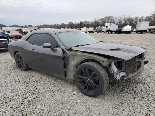 2017 DODGE CHALLENGER