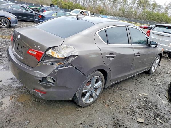 2013 ACURA ILX 20 PREMIUM
