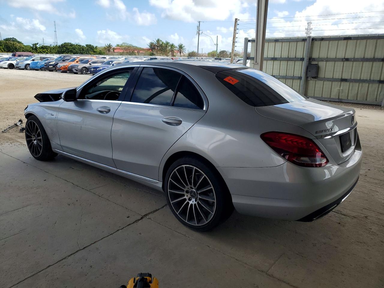 2018 MERCEDES-BENZ C