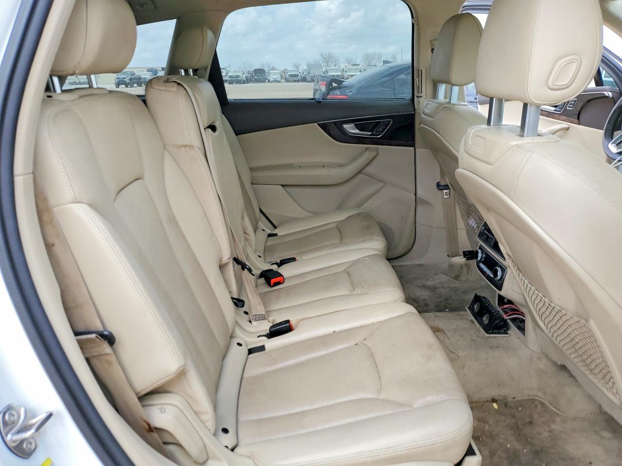 2017 AUDI Q7 quattro Premium Plus
