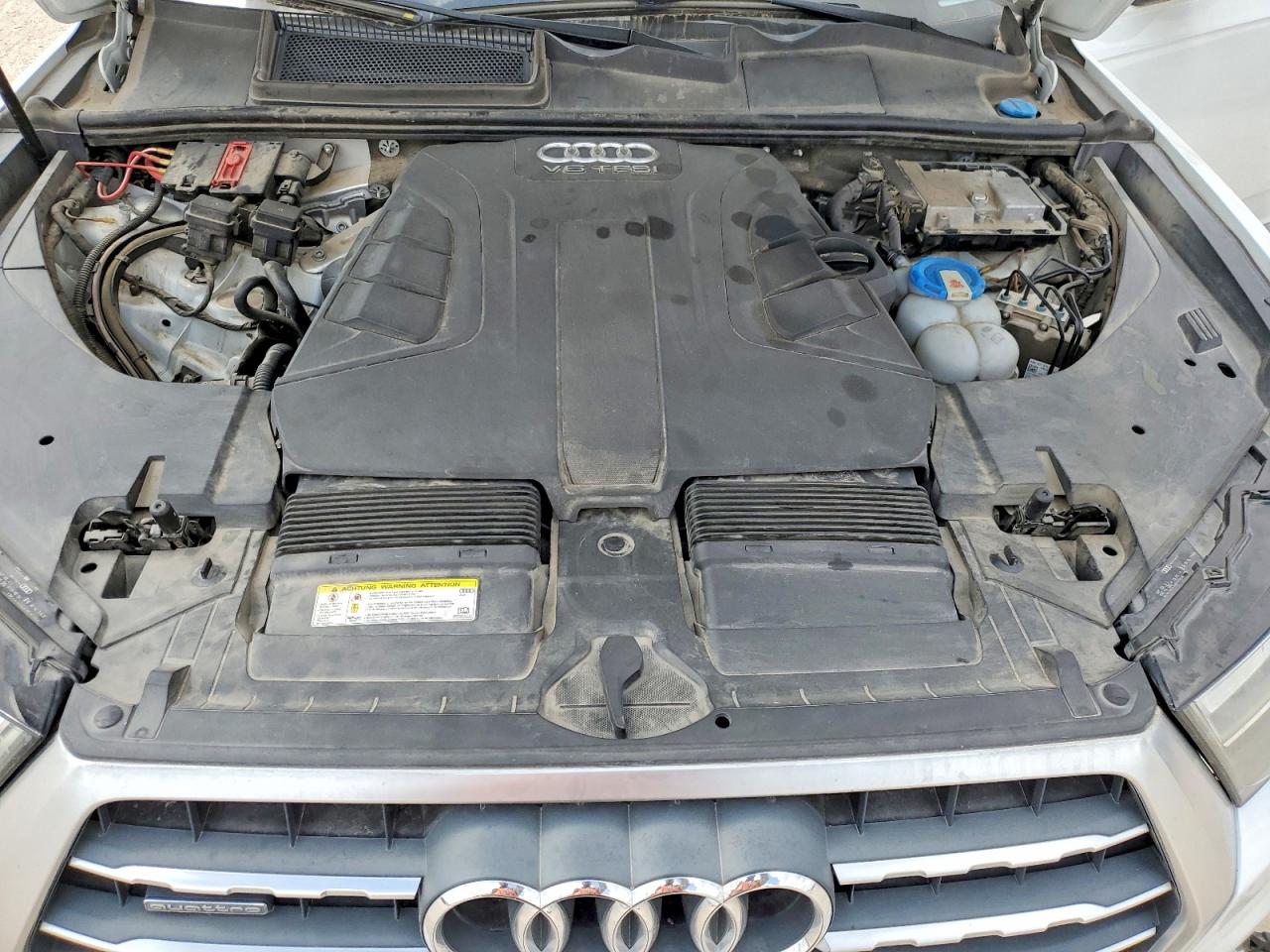 2017 AUDI Q7 quattro Premium Plus