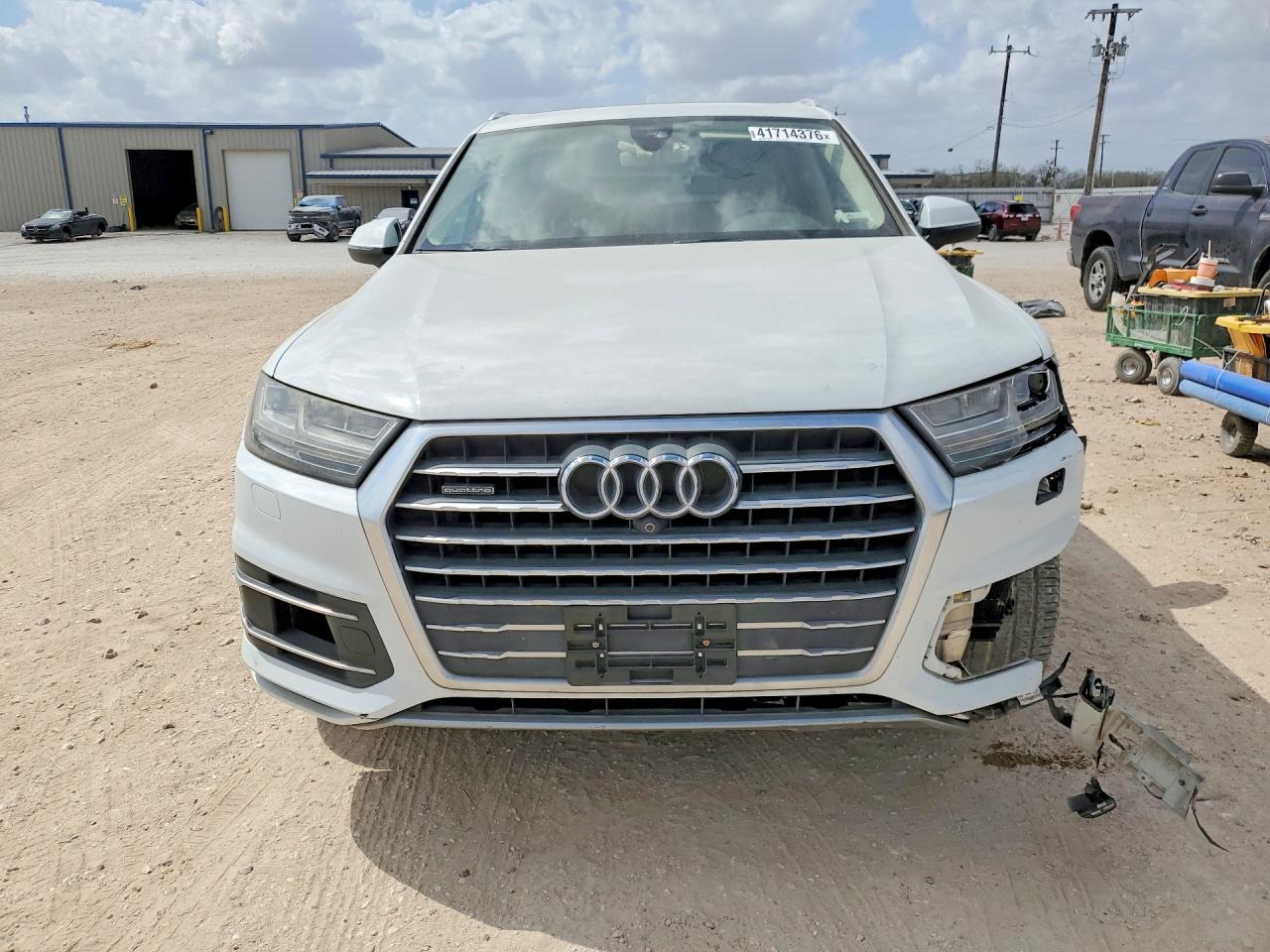 2017 AUDI Q7 quattro Premium Plus