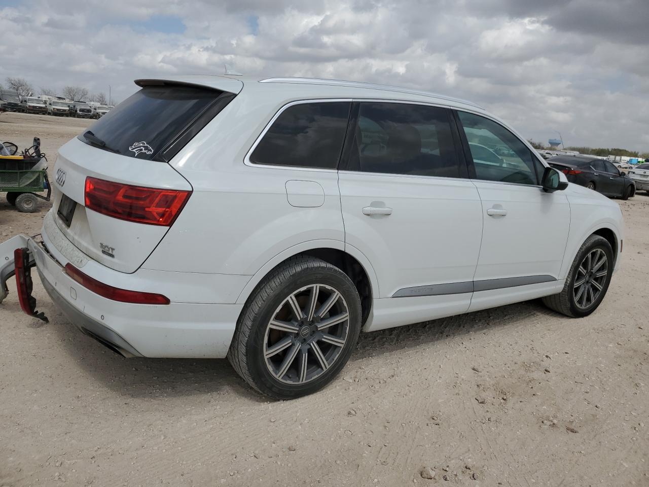 2017 AUDI Q7 quattro Premium Plus
