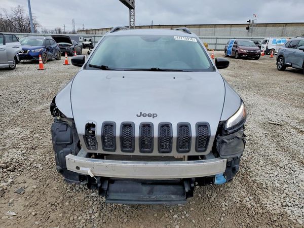 2017 JEEP CHEROKEE Sport