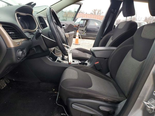 2017 JEEP CHEROKEE Sport