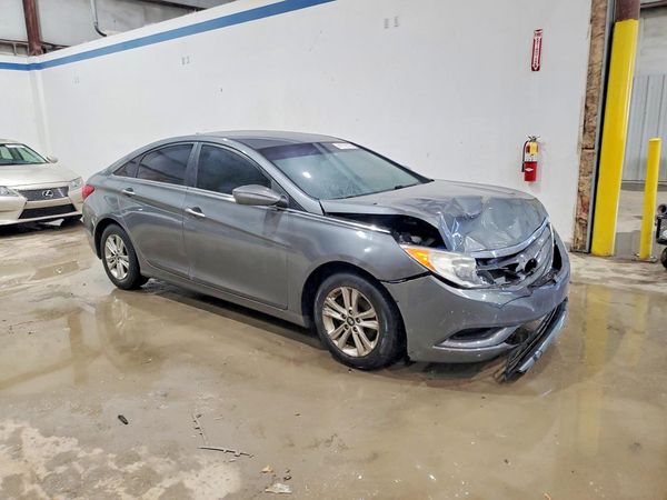 2013 HYUNDAI SONATA GLS/ GLS Popular
