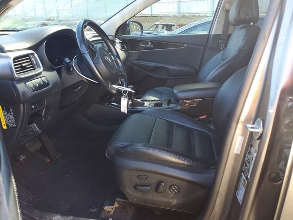 2016 KIA SORENTO
