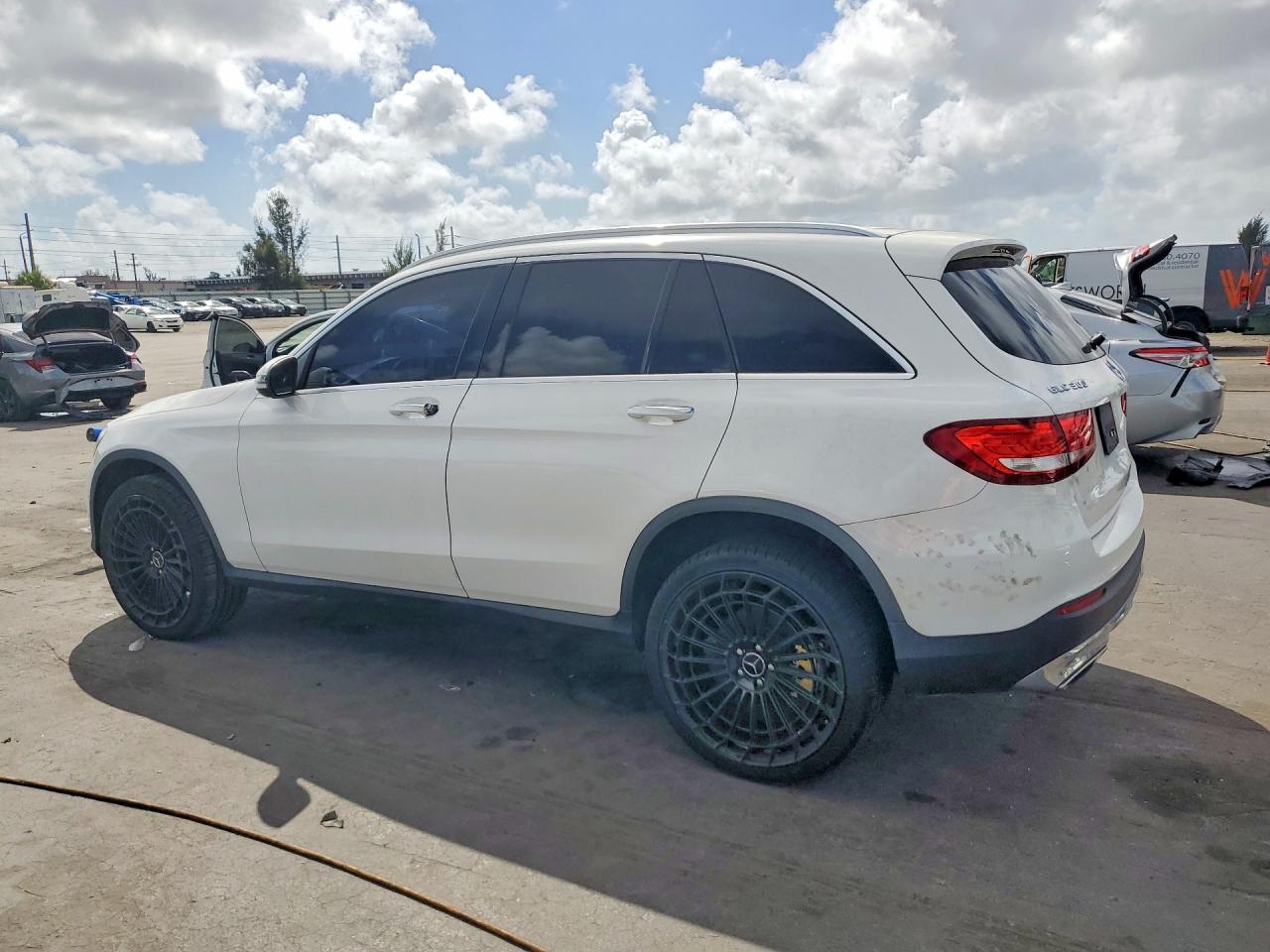 2018 MERCEDES-BENZ GLC GLC300