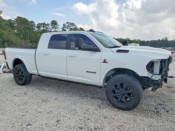 2022 RAM 2500 LARAMIE MEGA CAB 4X4