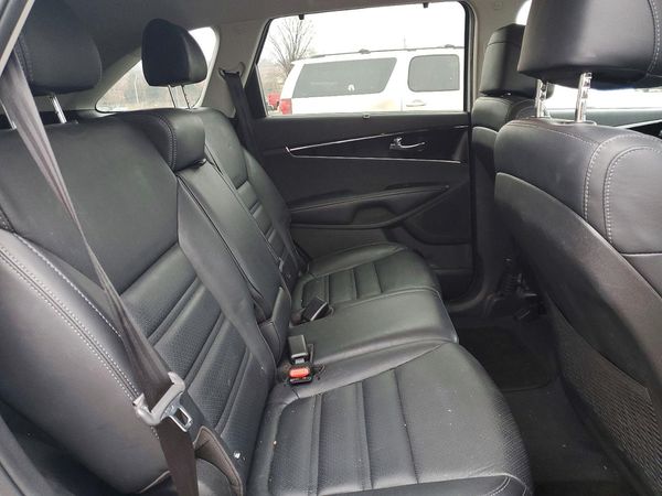 2017 KIA SORENTO