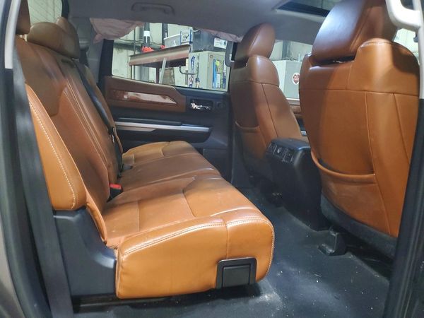2015 TOYOTA TUNDRA Platinum Grade