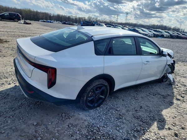 2026 KIA K4