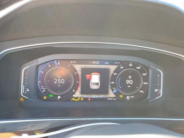 2022 VOLKSWAGEN TIGUAN