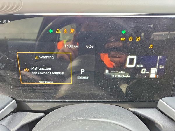 2025 NISSAN KICKS S