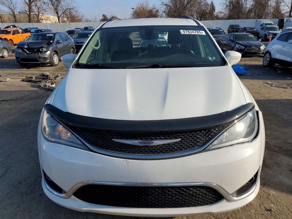 2019 CHRYSLER PACIFICA