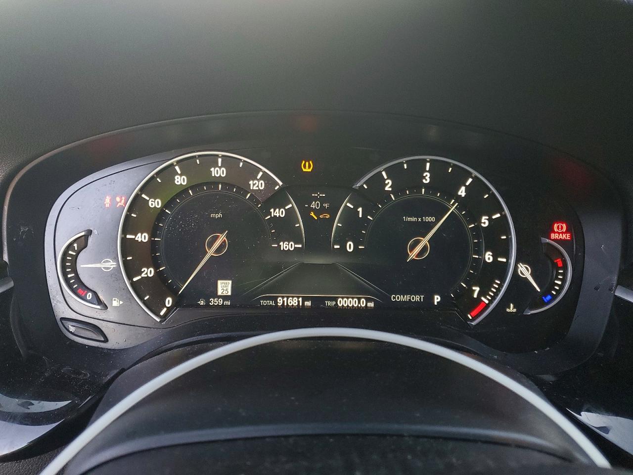 2019 BMW 530