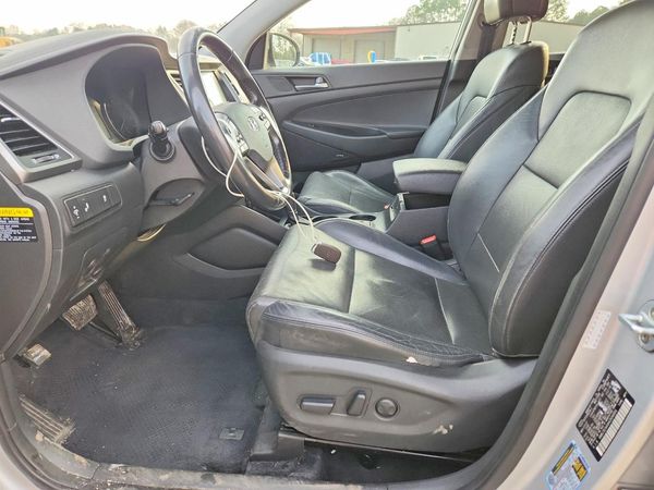 2017 HYUNDAI TUCSON