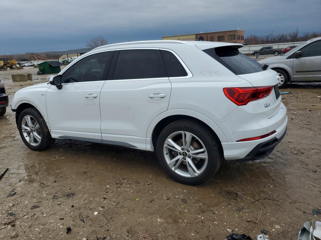 2023 AUDI Q3 S Line quattro Premium