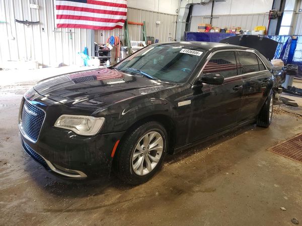 2016 CHRYSLER 300