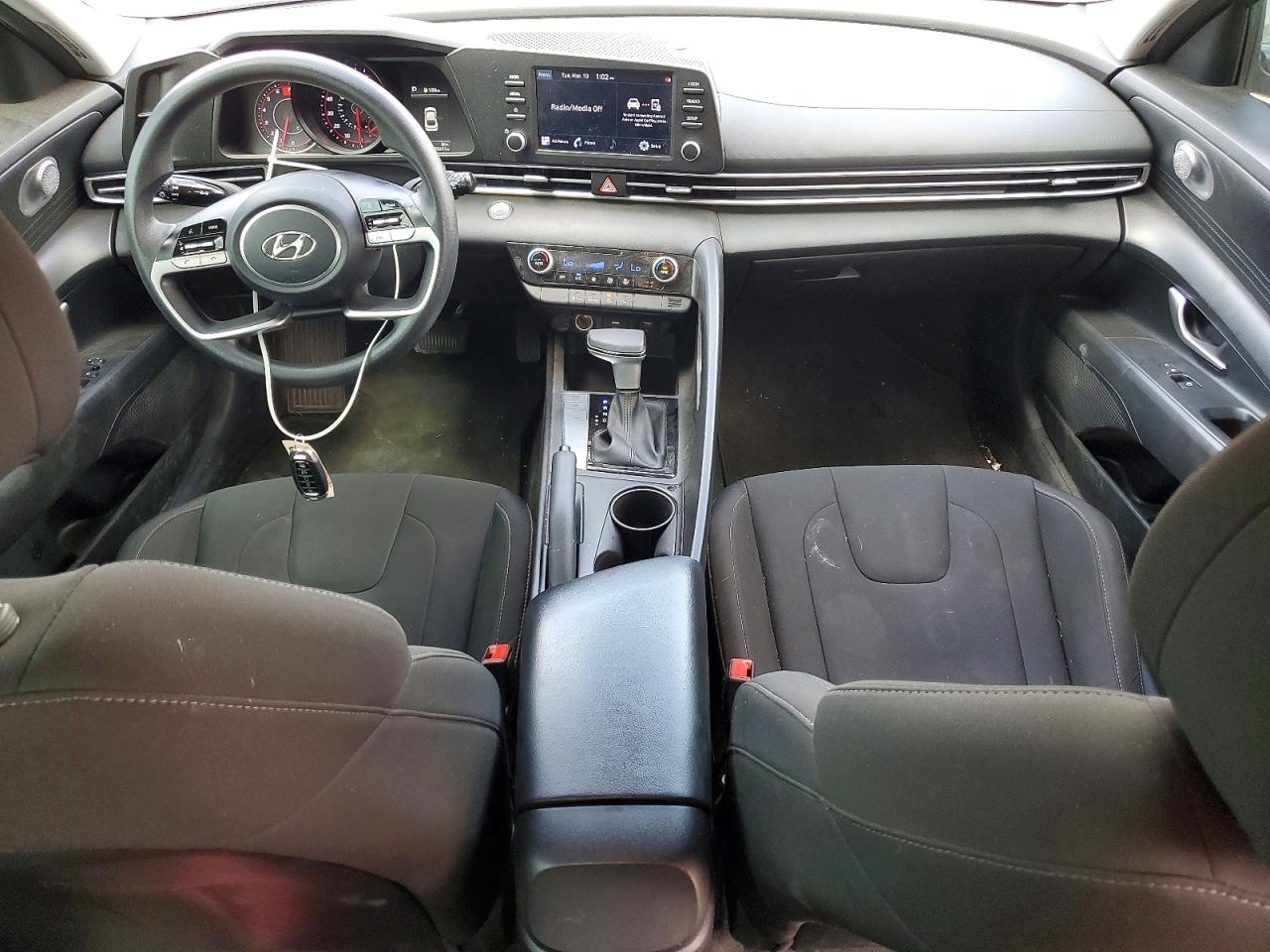 2022 HYUNDAI ELANTRA SEL