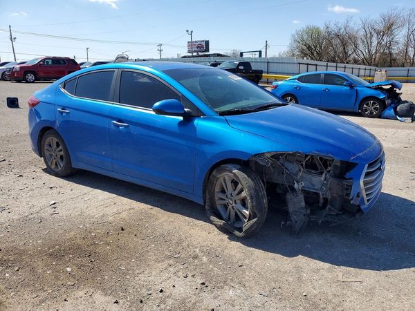 2017 HYUNDAI ELANTRA