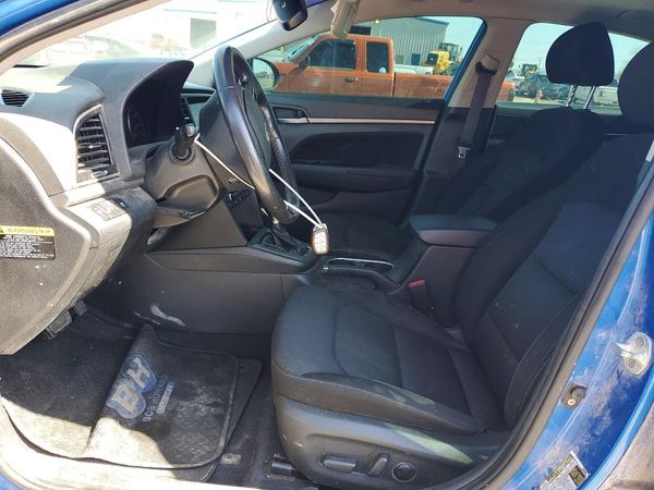 2017 HYUNDAI ELANTRA