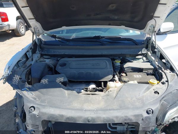 2019 JEEP CHEROKEE ALTITUDE FWD