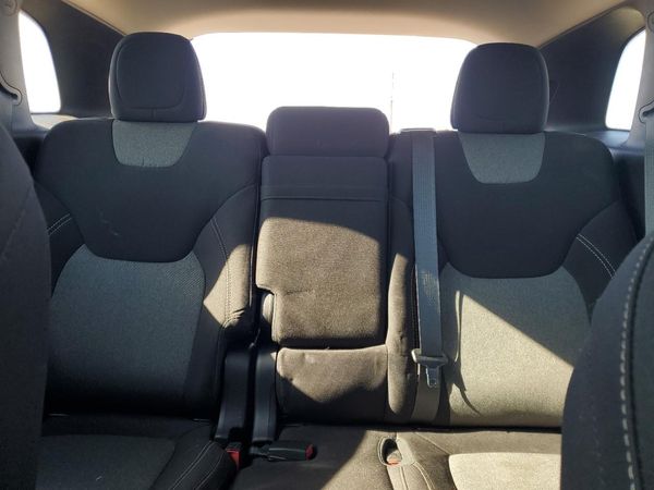 2015 JEEP CHEROKEE SPORT FWD