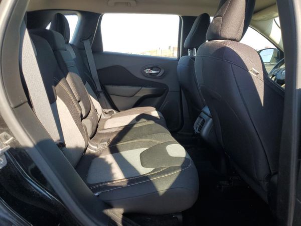 2015 JEEP CHEROKEE SPORT FWD