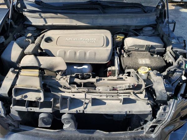 2015 JEEP CHEROKEE SPORT FWD