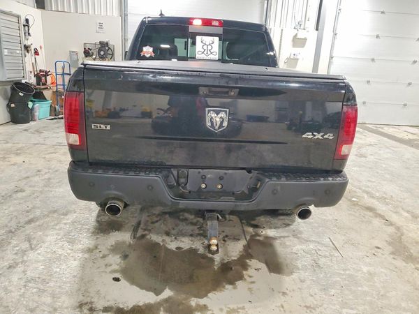2019 RAM 1500 CLASSIC SLT